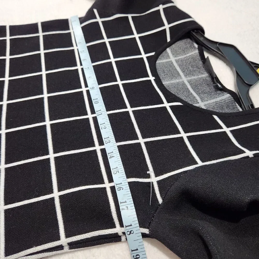 Nina Leonard Dress Size Large Black And White Ballon sleeve Stretch NEW